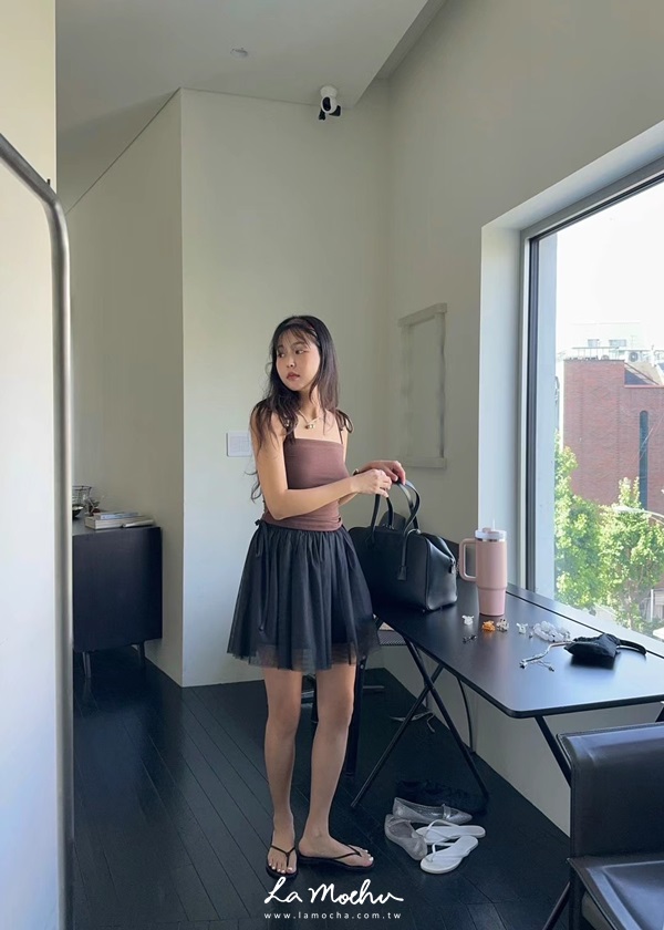 拼紗層次綁帶短裙
